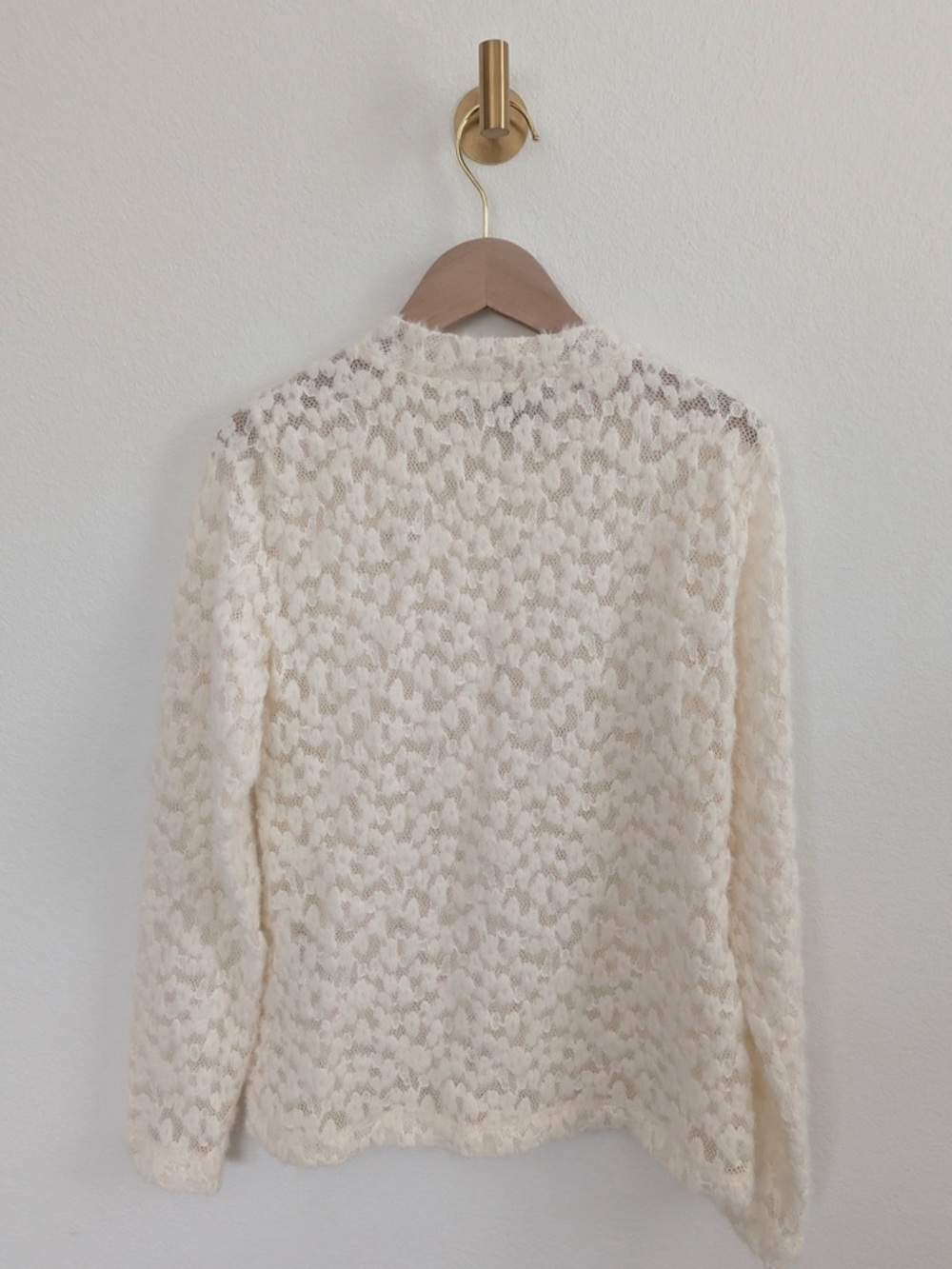 White House Black Market Lace Top Small Cream Long Sleeve Fitted Sheer Elegant - Picture 6 of 7